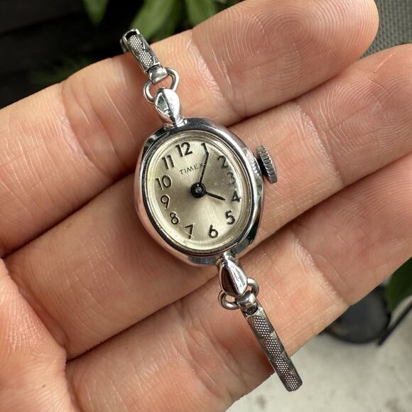Vintage Timex Cocktail Watch Stainless Steel Ladies Womens Manual Wind FOR PARTS - Picture 1 of 6